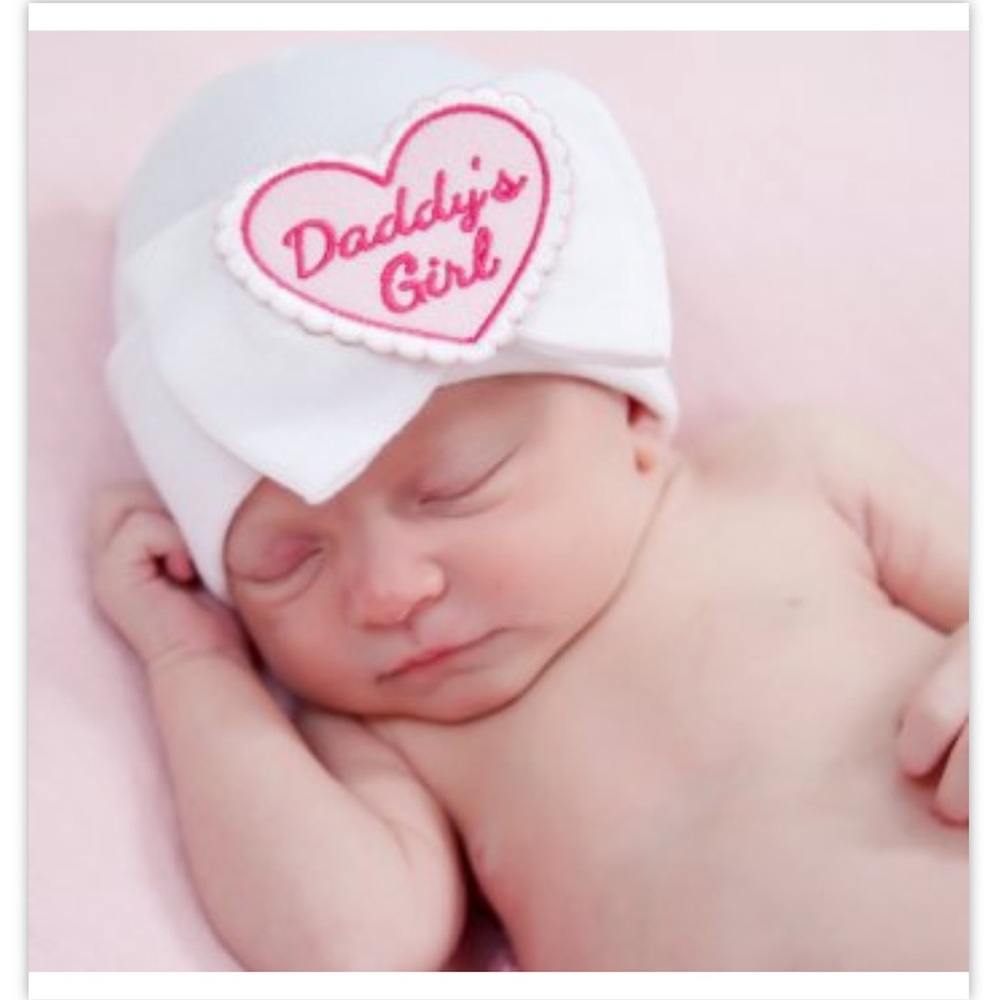 Ilybean newborn “Daddy’s Girl” hat & Towel Set